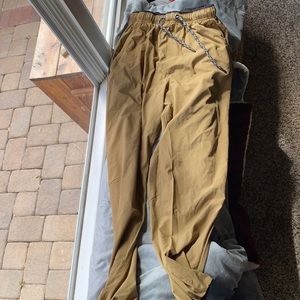 Men’s jogging pants